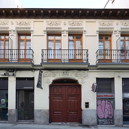 Numa Madrid Luna Bagian luar foto