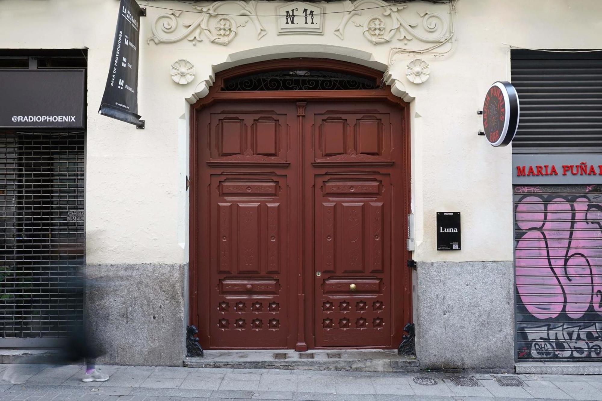 Numa Madrid Luna Bagian luar foto